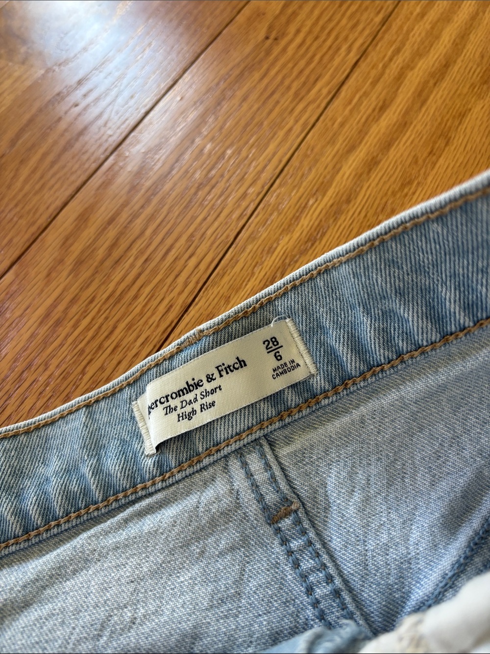 Abercrombie Jean shorts - Picture 3 of 3